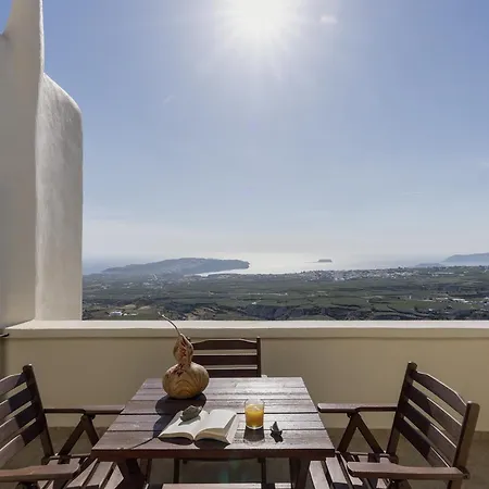 - Sleeps 4 - Parking - Sea View *