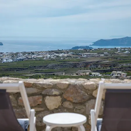 Apartment - Sleeps 4 - Parking - Sea View *