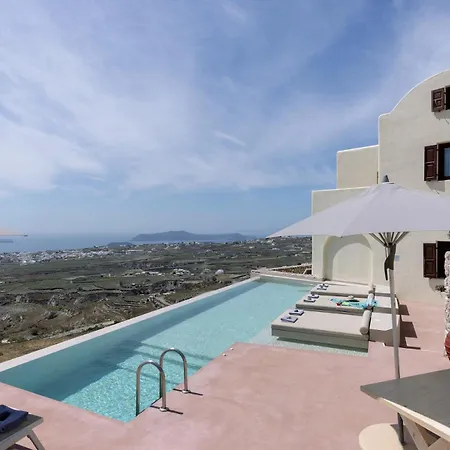 - Sleeps 4 - Parking - Sea View *