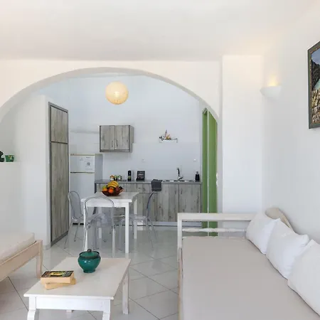 Apartment - Sleeps 4 - Parking - Sea View Fira (Santorini)